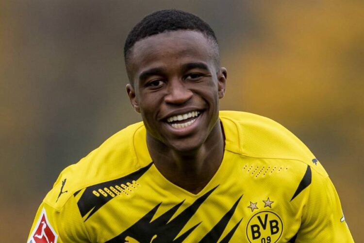 L’appel du pied de Manuel Neuer au jeune crack Youssoufa Moukoko