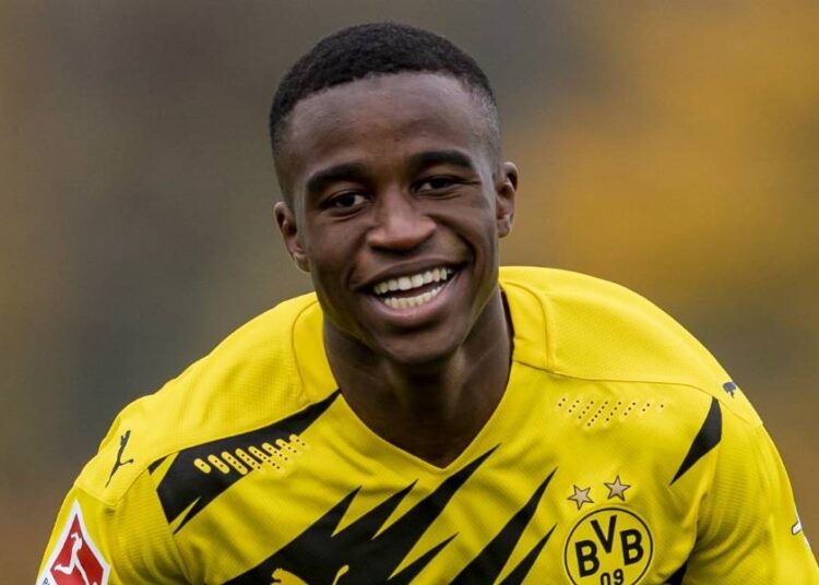 L’appel du pied de Manuel Neuer au jeune crack Youssoufa Moukoko
