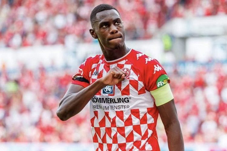 Moussa Niakhaté : Parcours, coûts des transferts, rémunération et plus