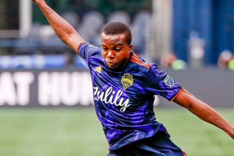 Nouhou Tolo