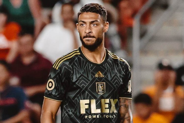 Denis Bouanga