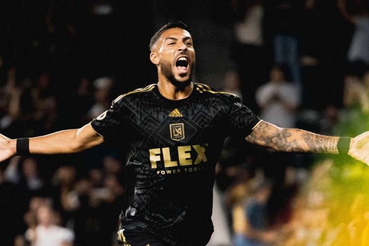 Denis Bouanga