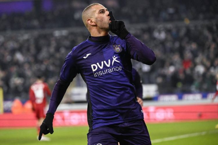 Islam Slimani