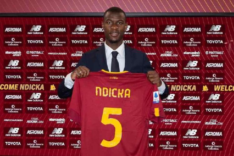 Evan Ndicka