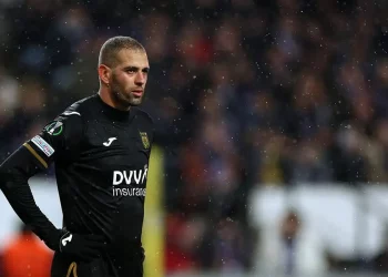 Islam Slimani