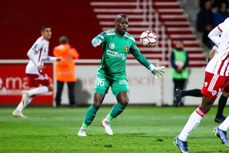 Lionel Mpasi-Nzau