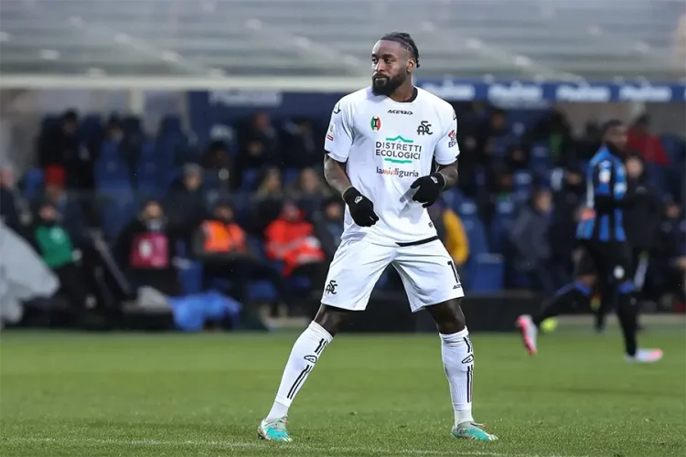 M'Bala Nzola