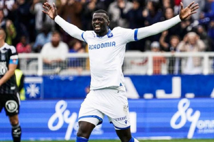 Mbaye Niang