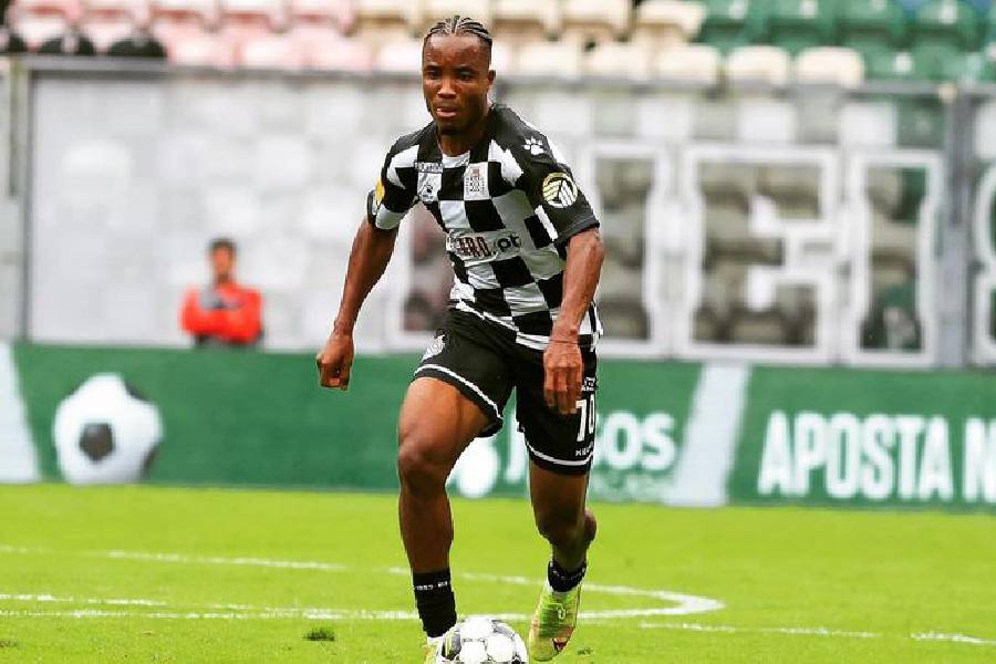 Bruno Onyemaechi a signé un nouveau contrat à Boavista FC AfricaFoot
