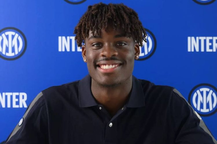 Yann Aurel Bisseck