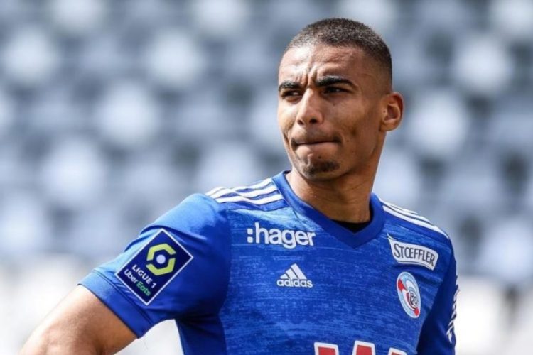 Alexander Djiku file au Fenerbahçe SK en Turquie