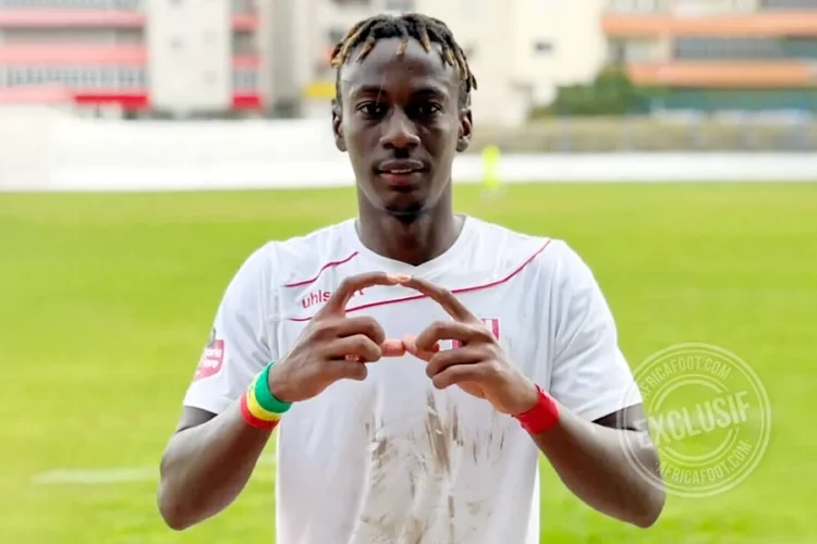 Babacar Fal