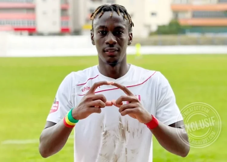 Babacar Fal