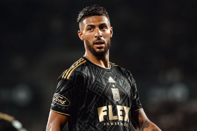 Denis Bouanga