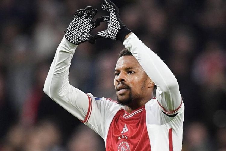 Chuba Akpom