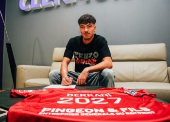 Clermont Foot prolonge Stan Berkani