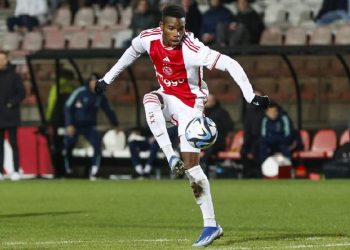 Stanis Idumbo Muzambo