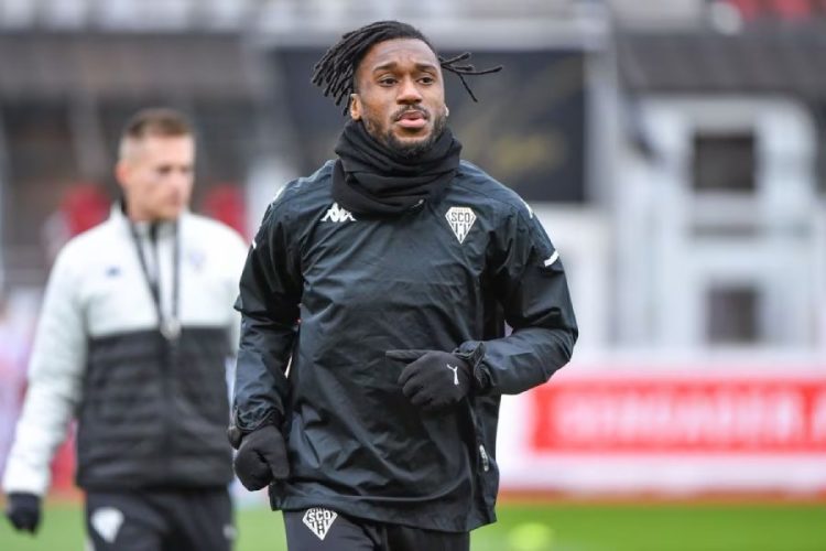 Le Standard de Liège officialise l&rsquo;arrivée de Souleyman Doumbia
