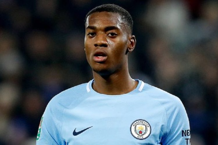 Tosin Adarabioyo : Parcours, coûts des transferts, salaires et plus
