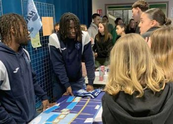 Austern Emmanuel Bably