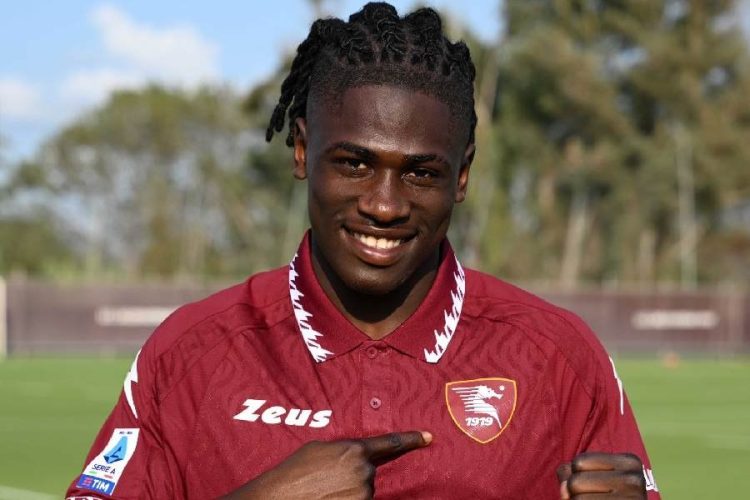 Loum Tchaouna dans le collimateur de la Lazio et de Stuttgart