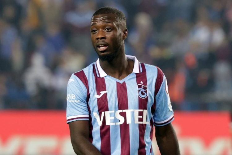 Nicolas Pépé recale l'AEK Athènes