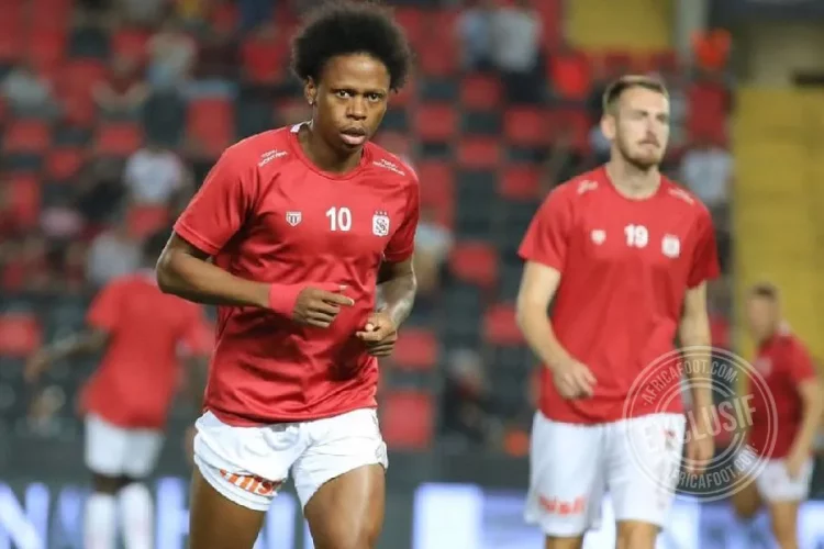 Clinton N’Jie