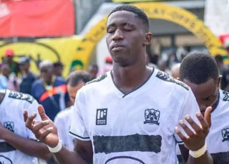 Victoria United FC annonce le départ d’Emmanuel Moungan pour le Danemark