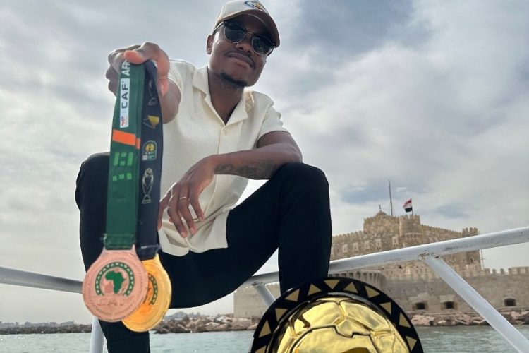 Percy Tau égale un record de Pitso Mosimane