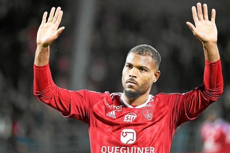 Steve Mounié