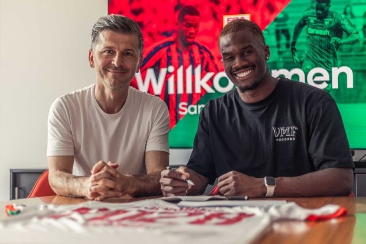 Augsbourg FC accueille Samuel Essende