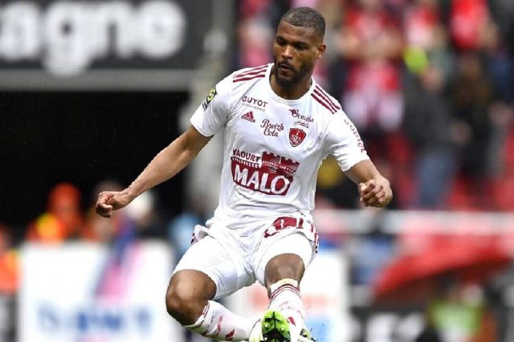 Steve Mounié