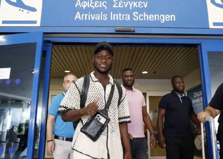 Aboubakary Koita déjà en Grèce pour signer à l’AEK Athènes