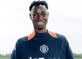 Manchester United annonce la signature de Sékou Koné