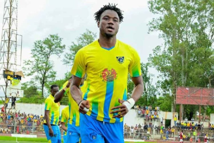 Issifou Bourahana fait le point sur son passage au FC Saint Eloi Lupopo