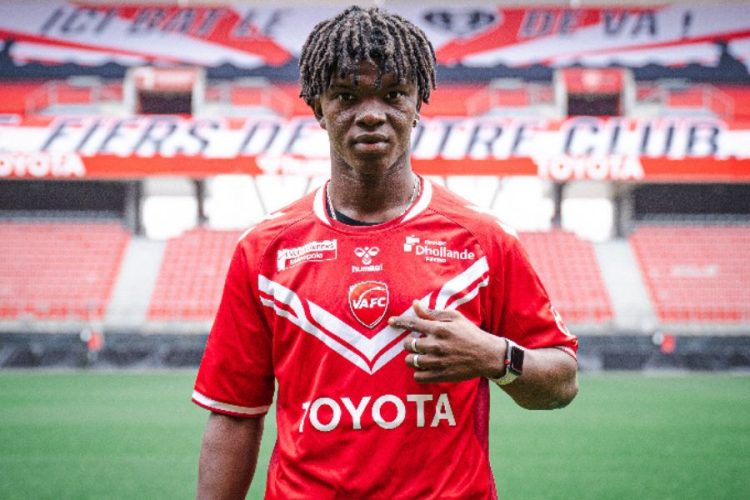 Le FC Valenciennes signe Ahmed Diomandé