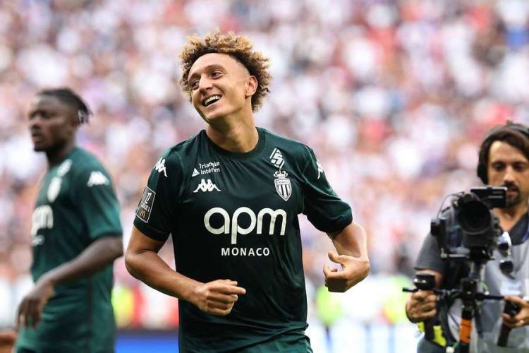 Eliesse Ben Seghir : Parcours, coûts des transferts, rémunération et plus