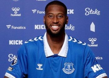 Everton ferme la porte à un départ de Beto