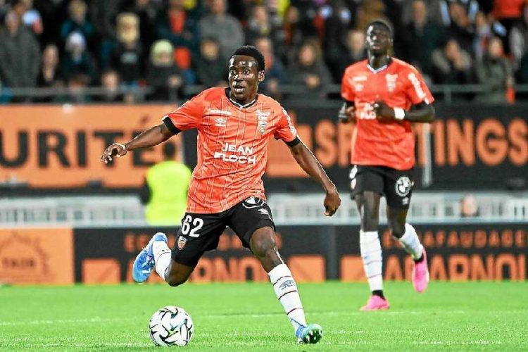 Arthur Avom Ebong