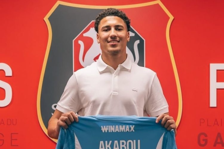 Ayoub Akabou signe Pro avec le Stade Rennais