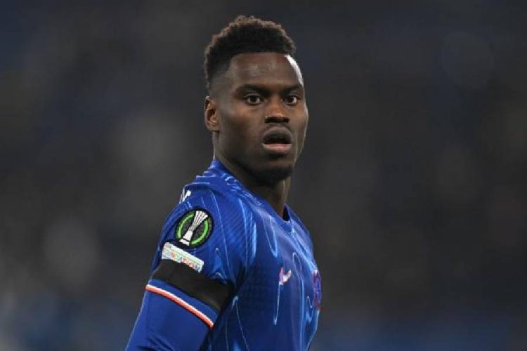 Chelsea ferme la porte à un départ de Benoît Badiashile en janvier