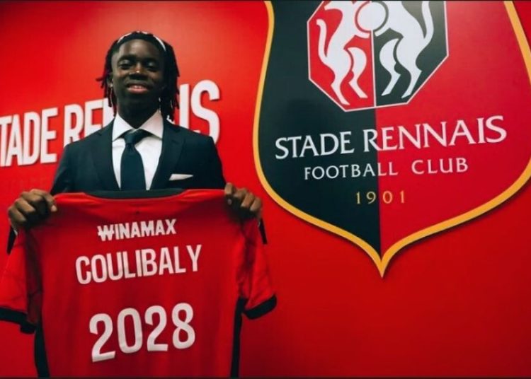 Joël-Emmanuel Coulibaly signe en pro avec le Stade Rennais FC