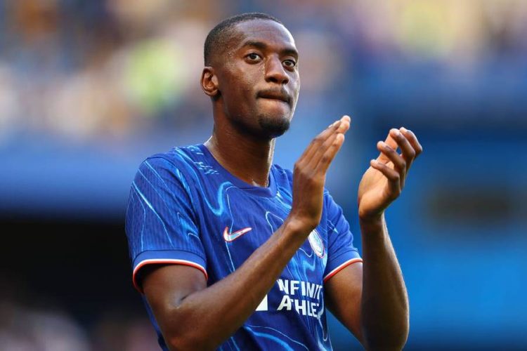 West Ham United s&rsquo;intéresse à Tosin Adarabioyo