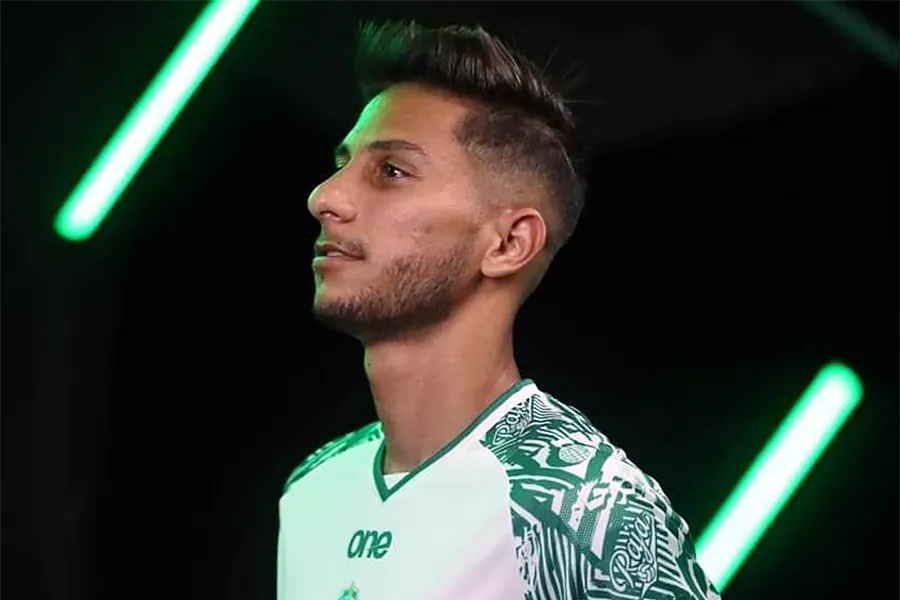 Yousri Bouzok