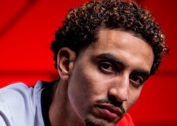 Feyenoord Rotterdam annonce la signature de Oussama Targhalline