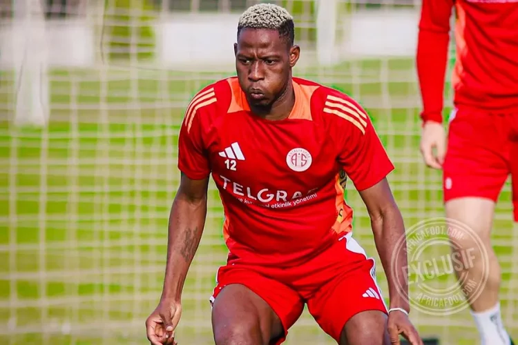 Moussa Djenepo