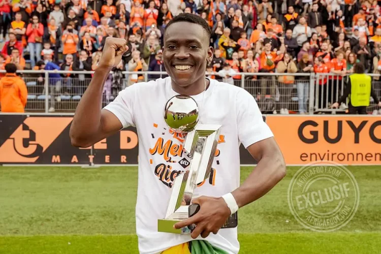 Arthur Avom Ebong