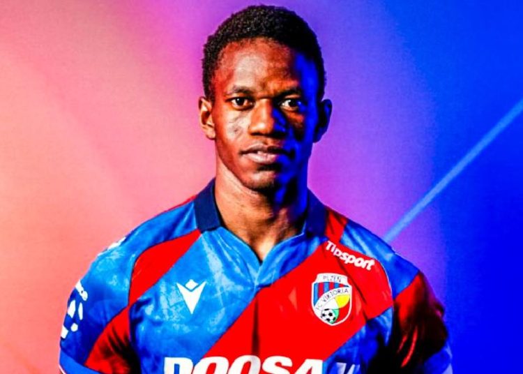 Viktoria Plzeň "Mo Touré"