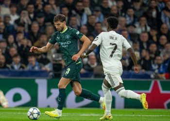 Ruben Dias (3) et Vinicius Junior lors de Real Madrid vs Manchester City