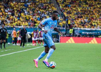 Chancel Mbemba. Page officielle de FECOFA sur Facebook